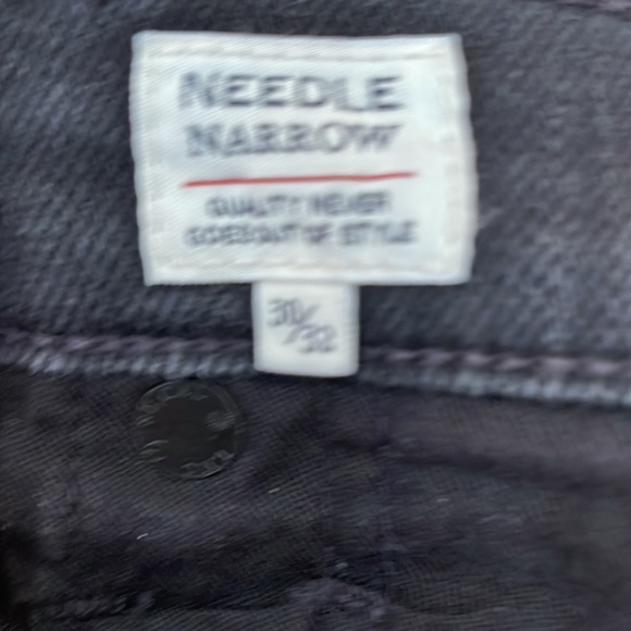 Levi’s “Needle Narrow” Jeans - Size 30x32 - Distressed Black - Picture 6 of 6